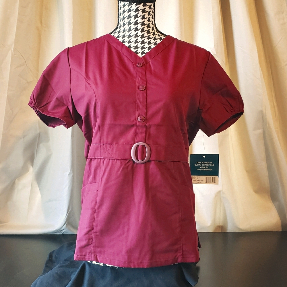Adar Medical: Nurses Scrub Top.